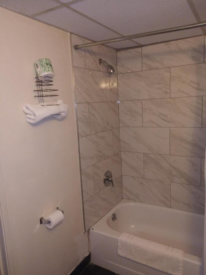 Red Apple Inn Wayne Екстер'єр фото