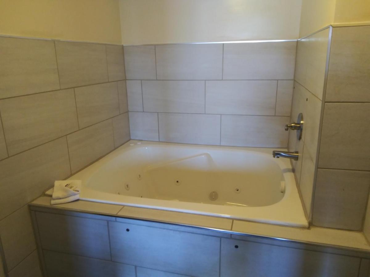 Red Apple Inn Wayne Екстер'єр фото